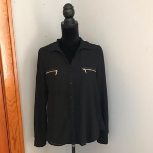 Active USA black button up